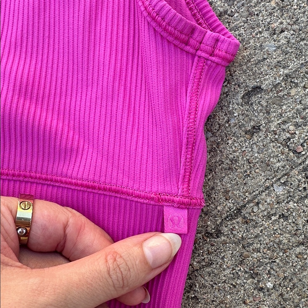 Lululemon Power Pivot Tank Ribbed - Picture 4 of 6